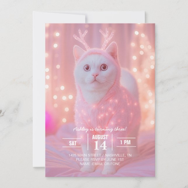 Invitación Cute Glowing Reindeer Kitty Winter Fantasy         (Anverso)