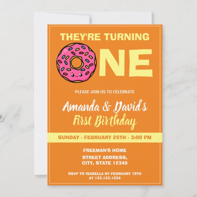 Invitación Cute Kawaii Donut Naranja Joint Twin 1er cumpleaño (Anverso)