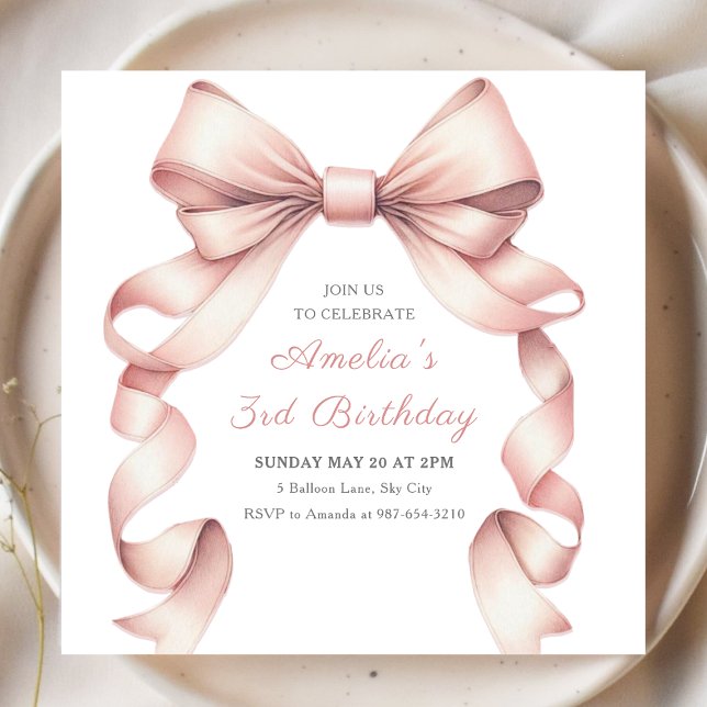 Invitación Cute rosa Bow Elegante Coquette Girly Cumpleaños (Celebrate your little one's big day with this adorable, chic, coquette pink bow birthday invitation.)