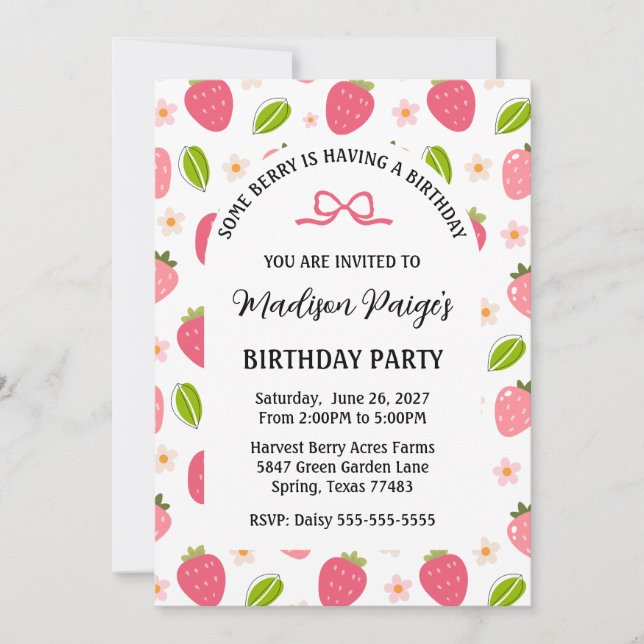 Invitación Cute Strawberry Pink Girls Birthday Invitation (Anverso)