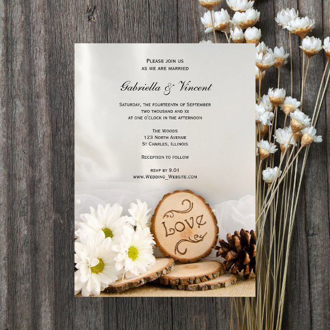 Invitación Daisies blancos rusos Boda Woodland (Invite guests to your natural marriage with the woodsy White Daisies Woodland Wedding Invitation.)
