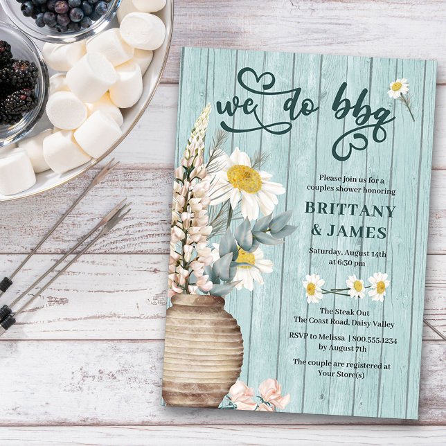 Invitación Daisy Bbq y ducha de Parejas de Madera Costera (We do BBQ couples shower invitation)