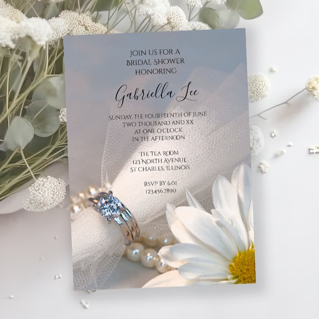 Invitación Daisy White Elegance Bridal Shower (Subido por el creador)