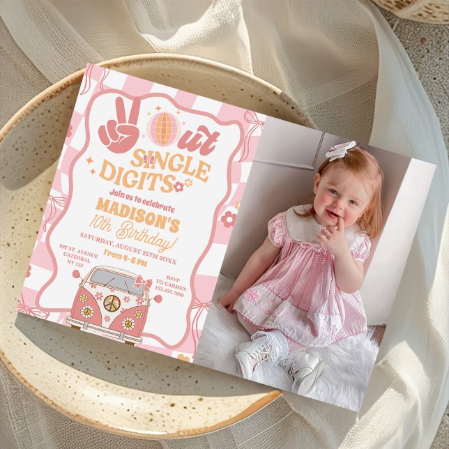 Invitación Daisy y Retro Van Pastel Groovy Foto de cumpleaños (Subido por el creador)