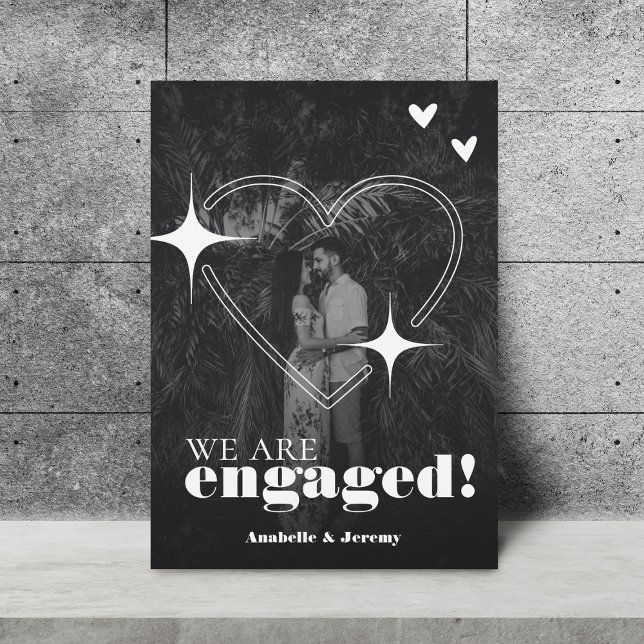 Invitación Dark Faded Fading Photo & Heart Engagement Party (Subido por el creador)