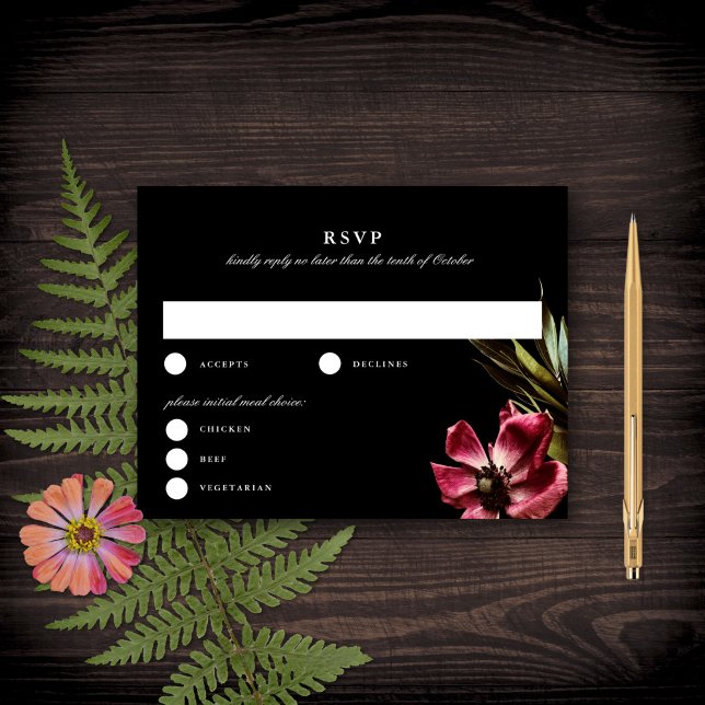 Invitación Dark + Moody Elegant Floral Black Wedding RSVP (Subido por el creador)