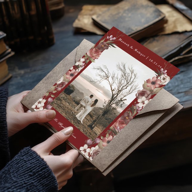 Invitación Dark Moody Floral Otoño Foto Guardar la fecha (Subido por el creador)