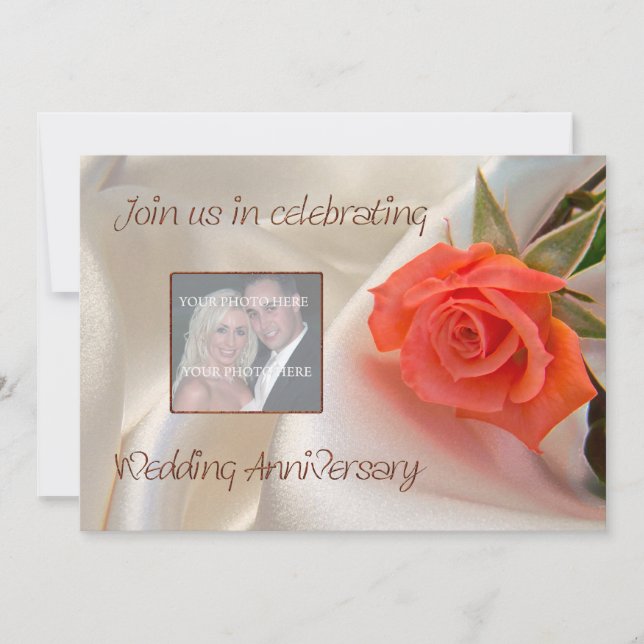 invitación de aniversario con una rosa roja de amo (Anverso)