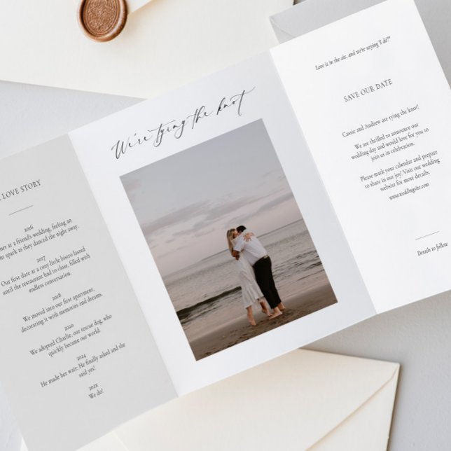 Invitación de Anuncio de Fecha de Trifolio con Fot (Subido por el creador)