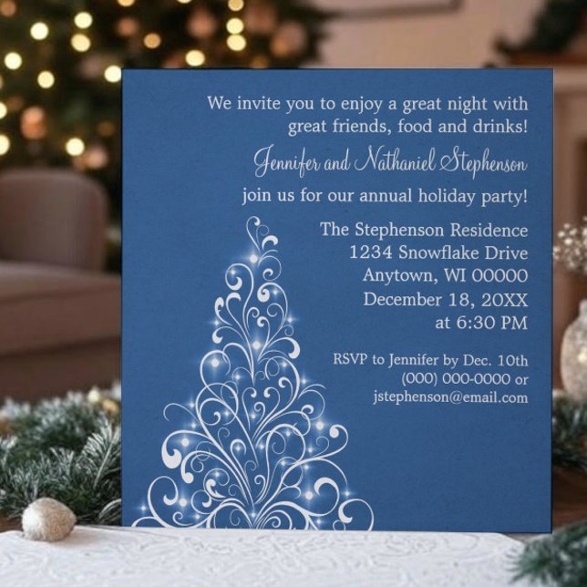Invitación de árbol de vacaciones espumoso, azul r (Royal Blue Sparkly Holiday Tree Christmas Party Invitation)