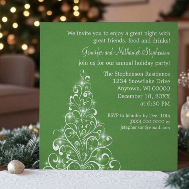 Invitación de árbol de vacaciones espumoso, verde (Green Sparkly Holiday Tree Christmas Party Invitation)