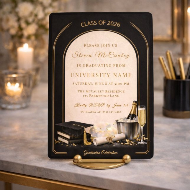 Invitación de Arco de Graduación de Oro Negro (Black and gold arch with refined detail for a formal graduation celebration moment)