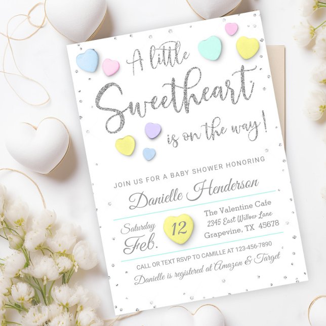 Invitación de Baby Shower Corazones de Dulces de S (Cute candy heart neutral baby shower invitation. )