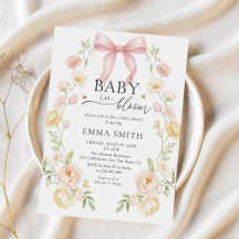Invitación de Baby Shower de Bebé con Lazo Rosa en