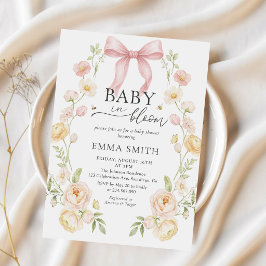 Invitación de Baby Shower de Bebé con Lazo Rosa en
