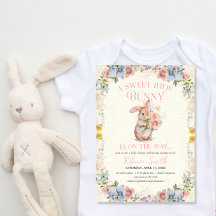 Invitación de Baby Shower de conejito dulce floral