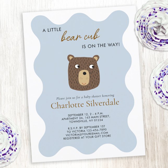 Invitación de Baby Shower de Little Bear Cub (Cute little bear cub personalized custom text baby shower invitation postcard)