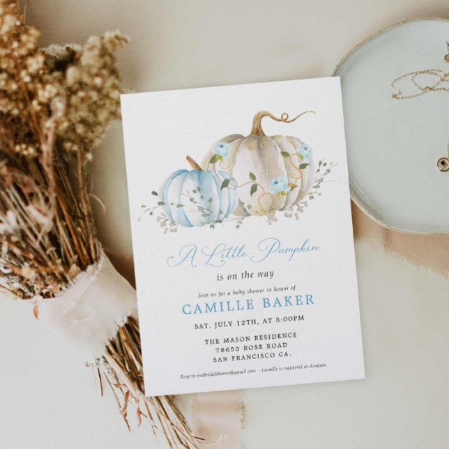 Invitación de Baby Shower de un niño que se cae en (A little pumpkin is on the way boy baby shower)
