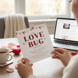 Invitación de Baby Shower Love Bug con Corazones F