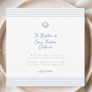 Invitación de bautizo clásica moderna blanca azul