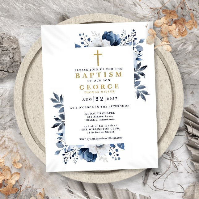Invitación de Bautizo Floral Moderna Elegante Azul (Navy Blue Elegant Modern Floral Baptism Invitation Postcard)