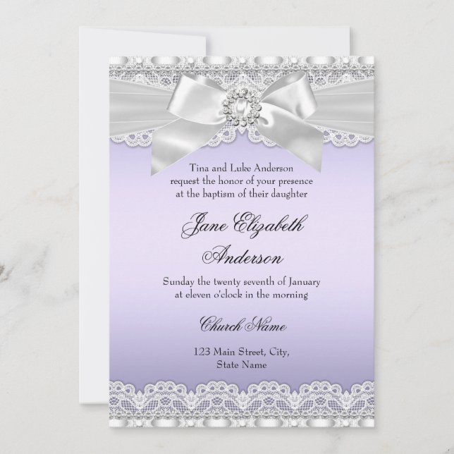 Invitación de Bautizo Morado con Encaje y Lazo de  (Anverso)