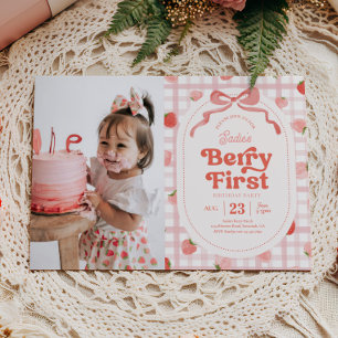 Invitación de Berry First Birthday