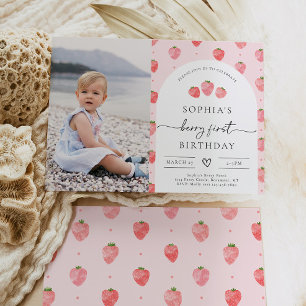 Invitación de Berry First Birthday   Fresa