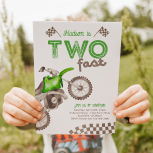 Invitación de bicicleta de cross verde rápida dos 