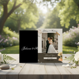 Invitación de boda beige con foto de novia y novio