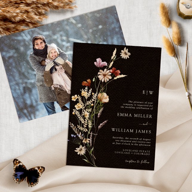 Invitación de boda boho negra con foto (Photo Black Boho Watercolor Wildflower Wedding Invitation by Painted Paperie
)