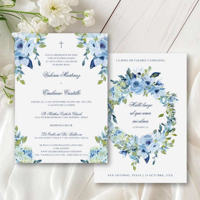 Invitación de Boda Católica Elegante Boda (Invitación de boda católica en español con flores azules y cruz cristiana.)