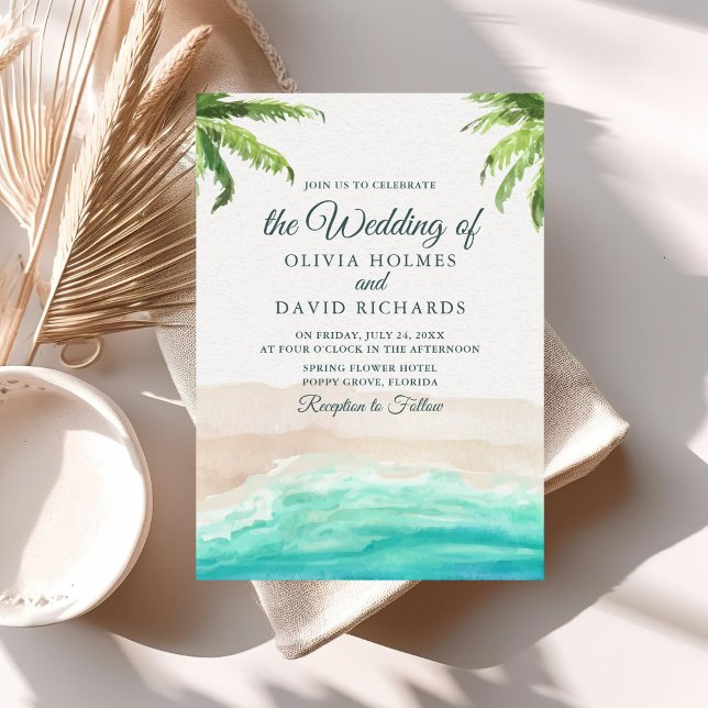 Invitación de boda con acuarela de playa tropical  (Watercolor Tropical Beach and Palm Trees Wedding Invitation on a sunny neutral boho table.)