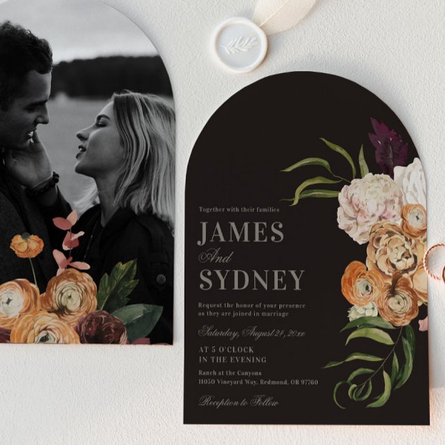 Invitación de boda con arco de flores oscuras (Subido por el creador)