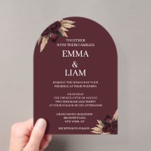 Invitación de boda con arco de hierba de Pampas y
