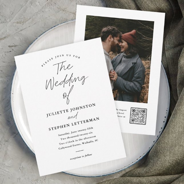 Invitación de boda con código QR en blanco y negro (Modern script typography black and white wedding invitation with photo and QR Code Rsvp on the back.)
