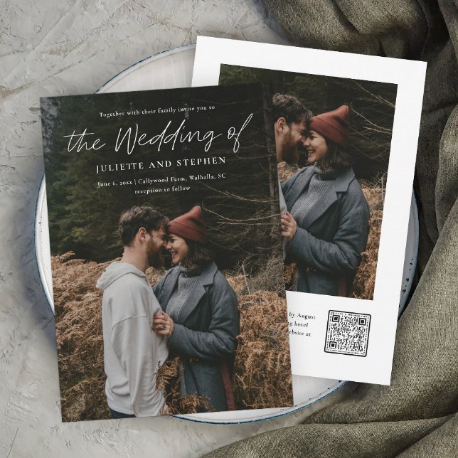 Invitación de boda con código QR simple de letra m (A modern minimal photo wedding invitation with QR Code RSVP on the back with additional photo.)