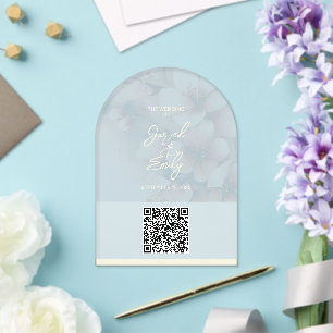 Invitación de boda con flor de cerezo en arco con