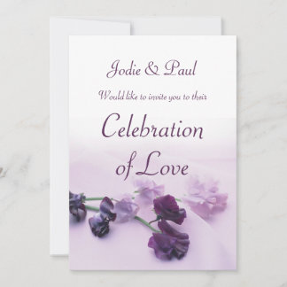Invitación de boda con flores de lila y púrpura bo
