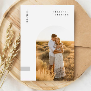 Invitación de boda con foto de arco elegante simpl