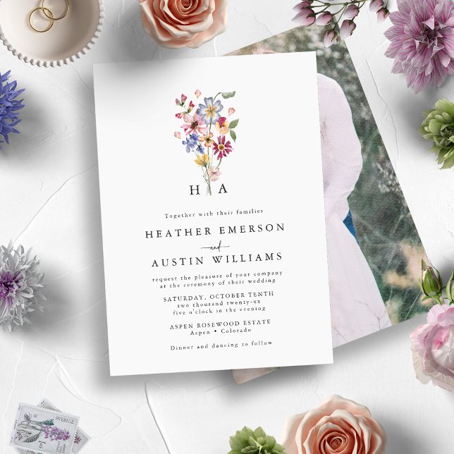 Invitación de Boda con Foto Floral Colorida (Monogrammed Colorful Wildflower with Engagement Photo Wedding Invitation by Painted Paperie )