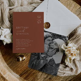 Invitación de boda con foto y monograma de terraco