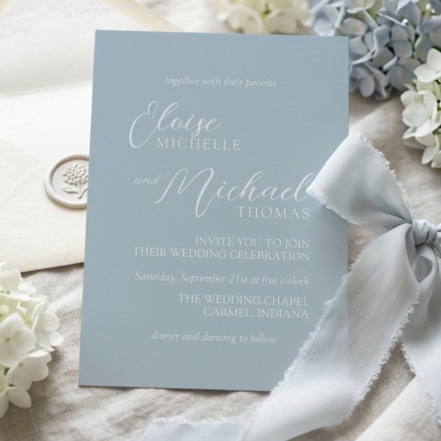Invitación de boda con letra script azul costera e (Elegant Coastal Blue Script Wedding Invitation)