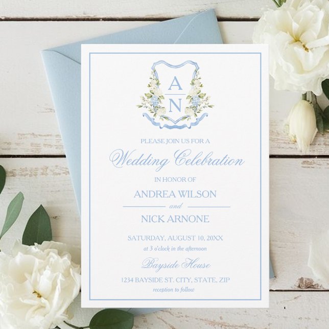 Invitación de boda con monograma y cresta de Horte (Blue Hydrangea Crest Monogram Invitation)