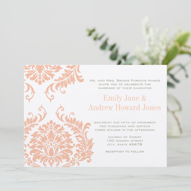 Invitación de boda de damasco de coral y melocotón (Anverso de pie)