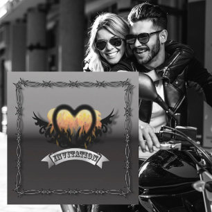 Invitación de boda de motociclista con corazón de 