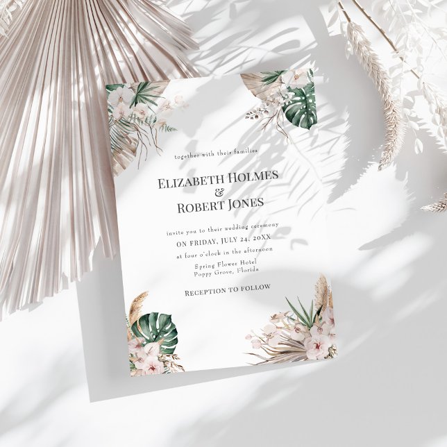 Invitación de Boda de Orquídea Tropical y Monstera (Tropical Orchid and Monstera Wedding Invitation on a sunny white table with dry white palm leaf.)