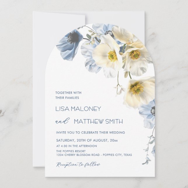 Invitación de boda delicada flores azules blancas (Anverso)
