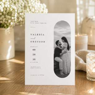 Invitación de boda elegante con arco ovalado edito
