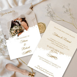 Invitación de boda elegante con foto y letra dorad